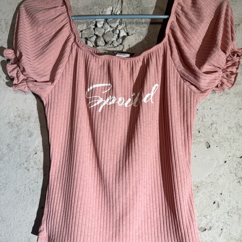 Fashion Magazine Pink Ribbed Blouse with Ruffled Sleeves